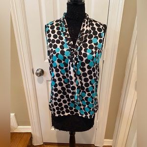 Zac& Rachel Sleeveless Blouse size M